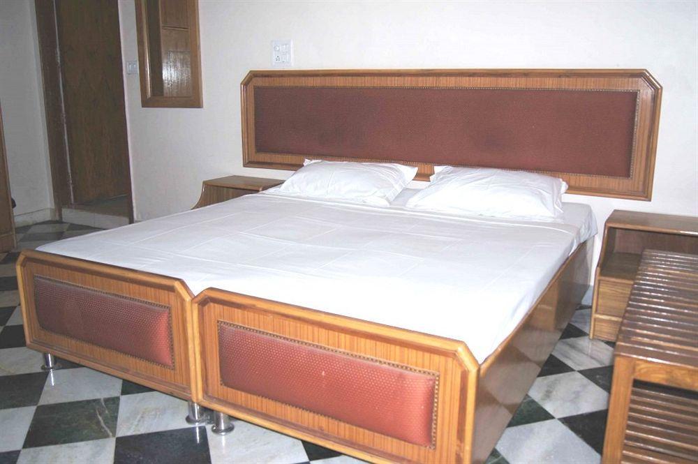 Hotel Westend Holiday Home 5 Mint From Nizamuddin Railway Station Νέο Δελχί Εξωτερικό φωτογραφία